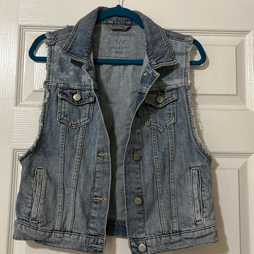 Aeropostale Sleeveless Jean jacket